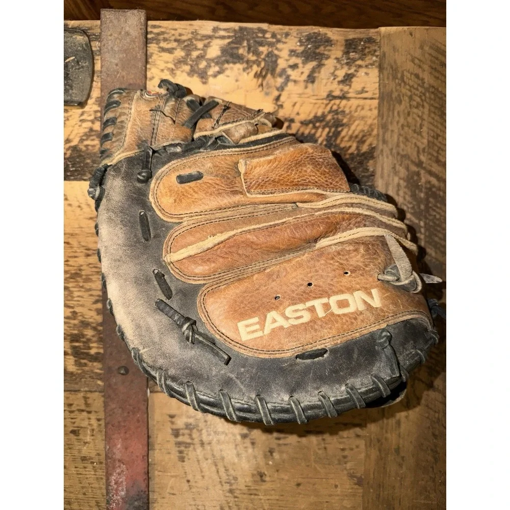 Easton Baseball Catchers Mitt Glove NAT22 Natural Series Right Hand Throw‎ RHT
